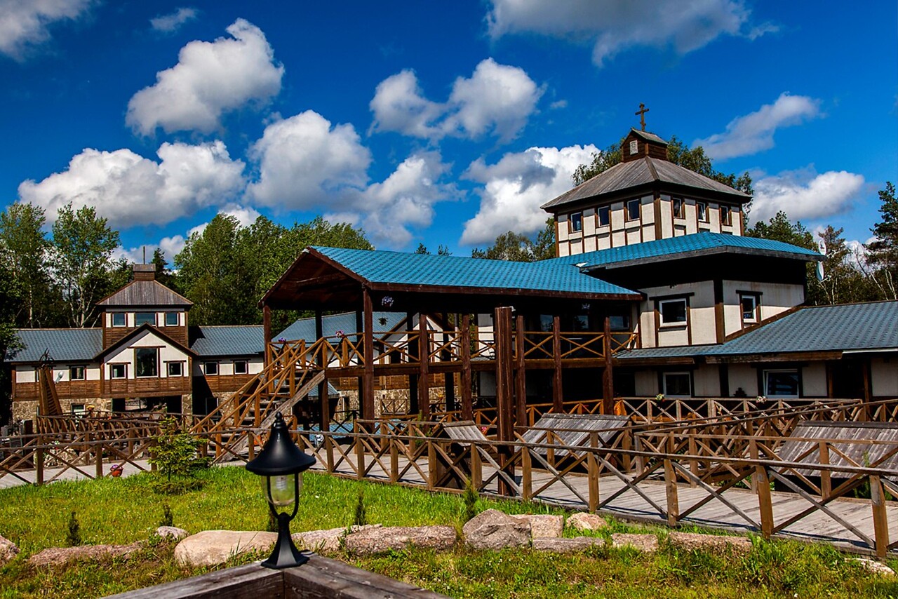 Детский лагерь JUNIOR CAMP В ЛЕНОБЛАСТИ (Санкт-Петербург, Россия) - цены на  путевки, отзывы, смены, фото, программа - Коллекция Кидпассаж