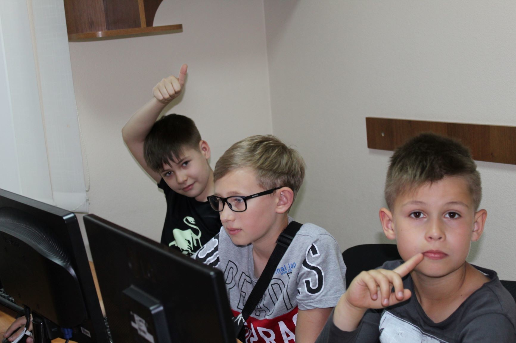 Junior IT - Школа программирования для детей фото 1