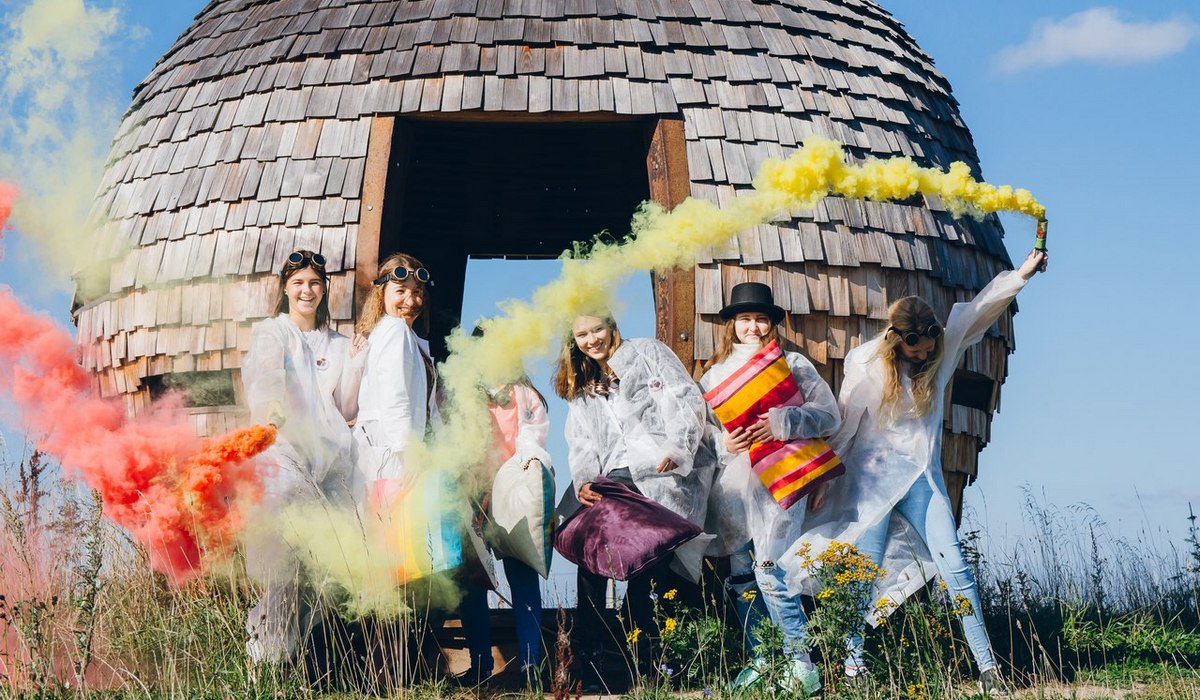 Перекрестки миров Противостояние фото 1