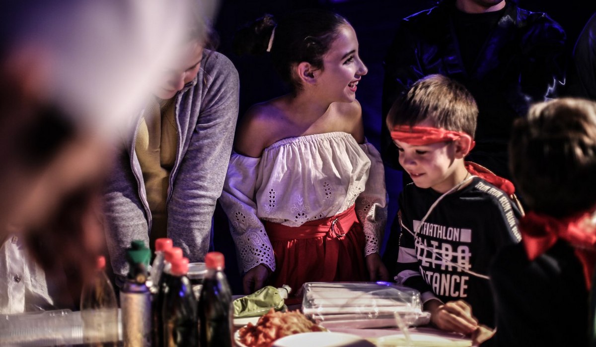 Аплодисменты Театр фото 1