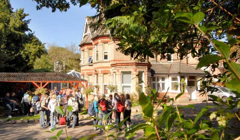 Cavendish school of English Англия от Domar