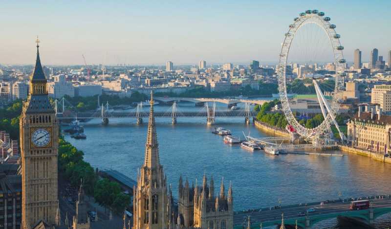 Спутник студента