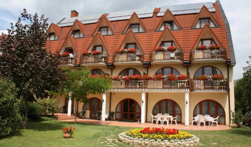 Ágnes Hotel