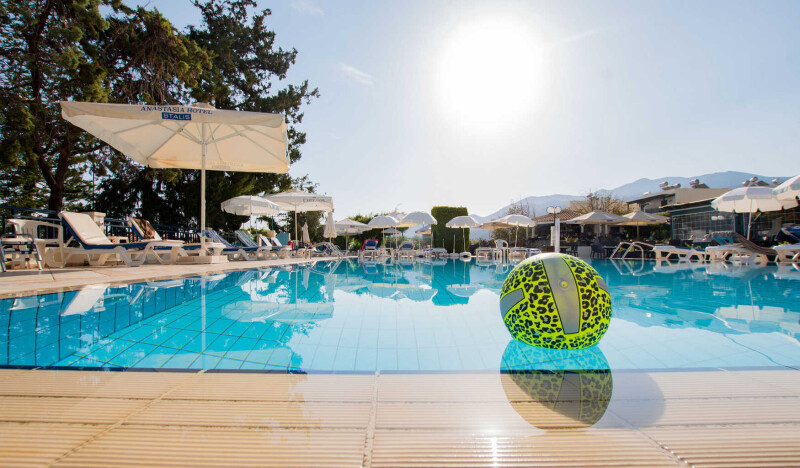 Anastasia Hotel, Stalis