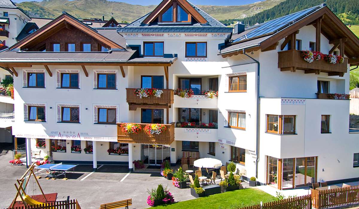 Apart-Hotel Aurora Fiss