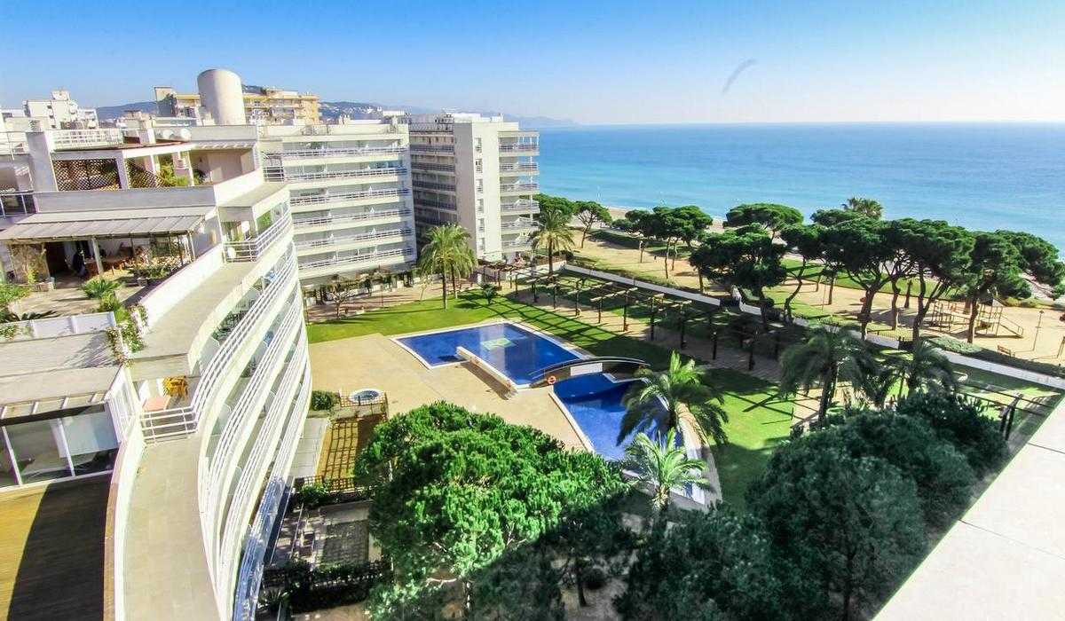 Apartamentos S'Abanell Central Park