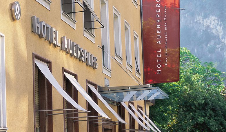 Hotel & Villa Auersperg