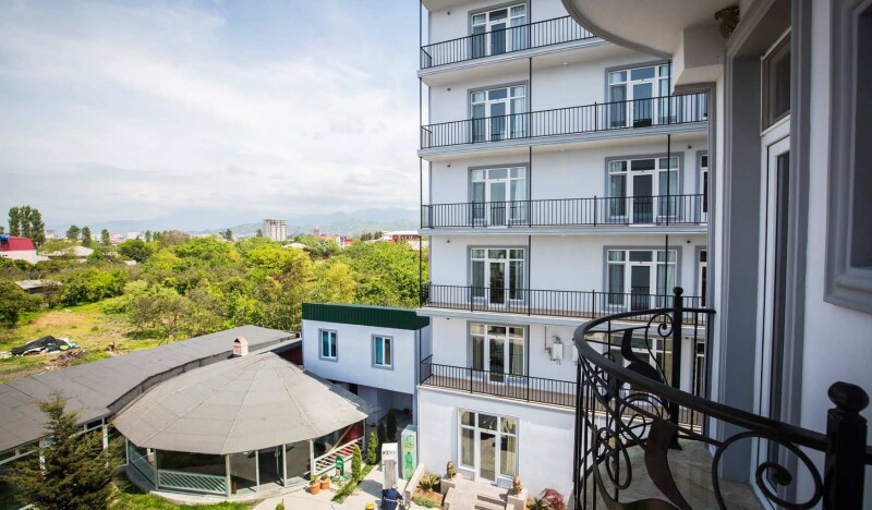 Beach House Hotel Batumi