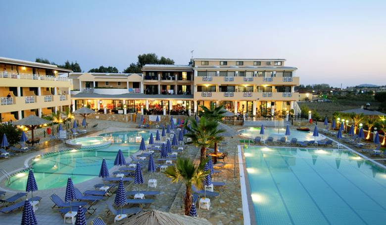Caretta Beach Hotel & Watepark