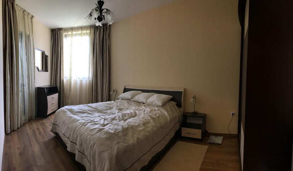 Central Garden Apartment Varna фото 1
