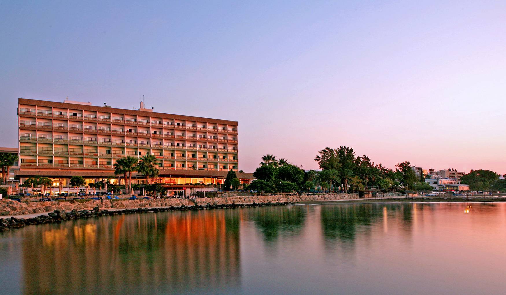 Crowne Plaza Limassol фото 1