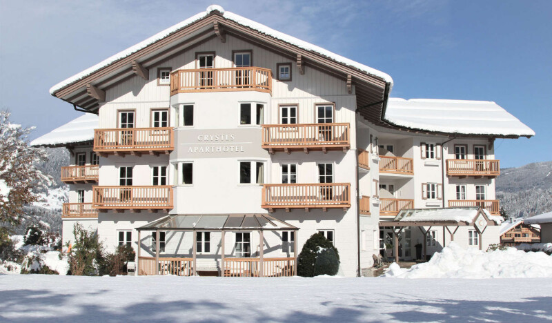 Crystls Aparthotel