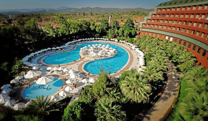 Delphin Deluxe Resort