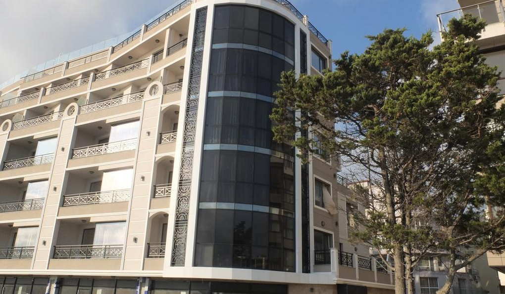Golden Sea View Apartments Pomorie