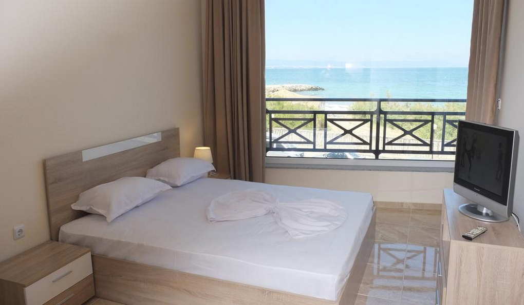 Golden Sea View Apartments Pomorie фото 1
