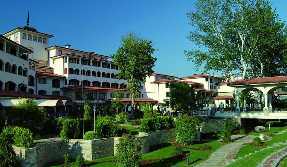 Royal Palace Helena Sands