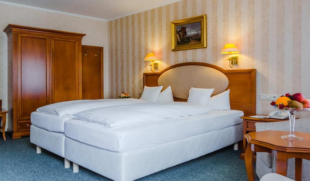 Hotel Beek фото 1