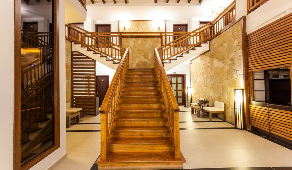 Hotel Crystal Bakuriani фото 1