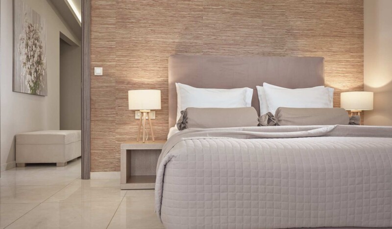 Koukounaria Hotel & Suites
