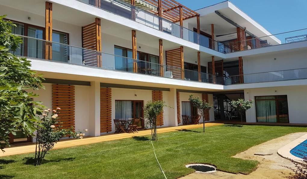Kiara Apartments