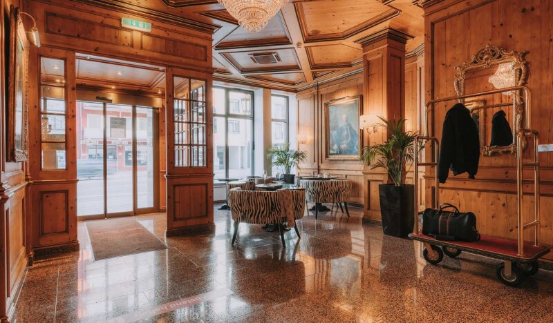 Kings Hotel Center Superior