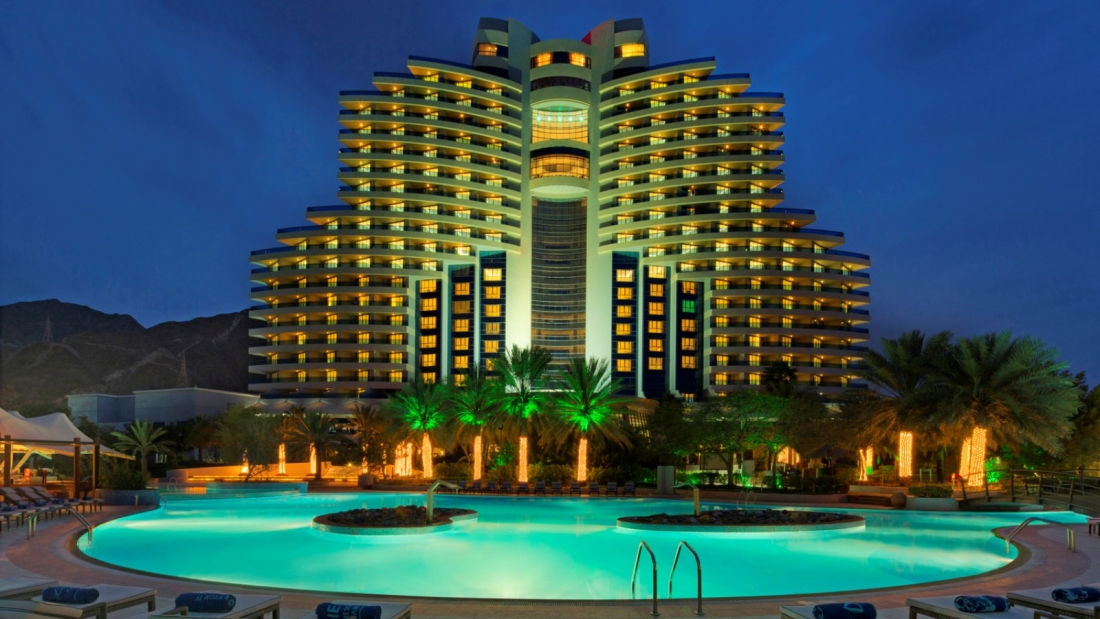 Le Meridien Al Aqah Beach Resort
