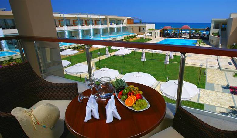 Minoa Palace Resort & Spa