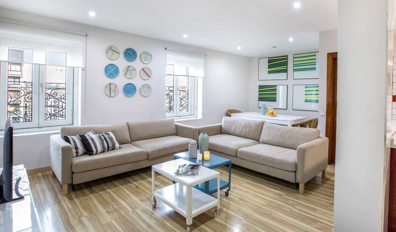 Mola Suites