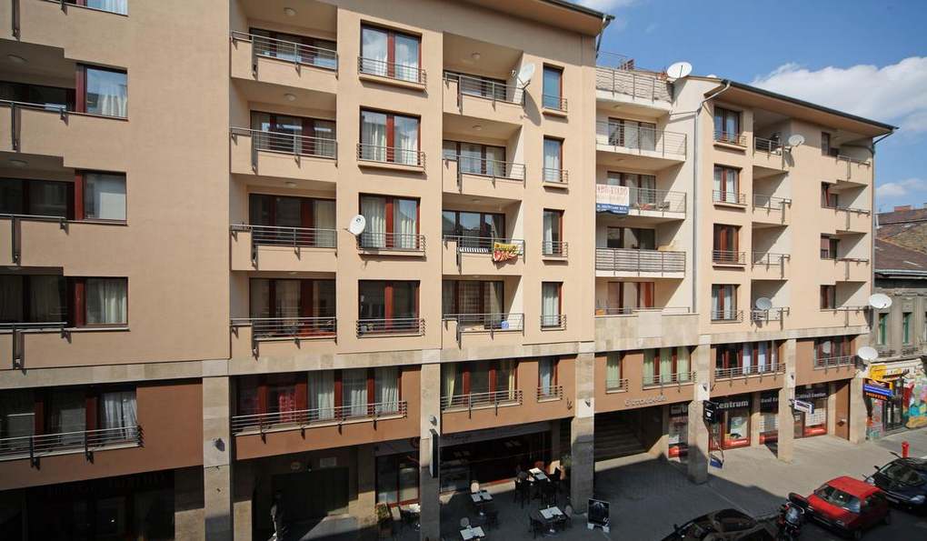 Opera Residence