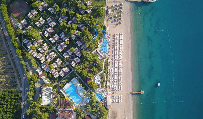 Pirates Beach Club