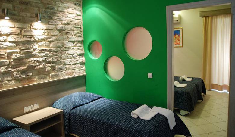 Planos Bay Hotel
