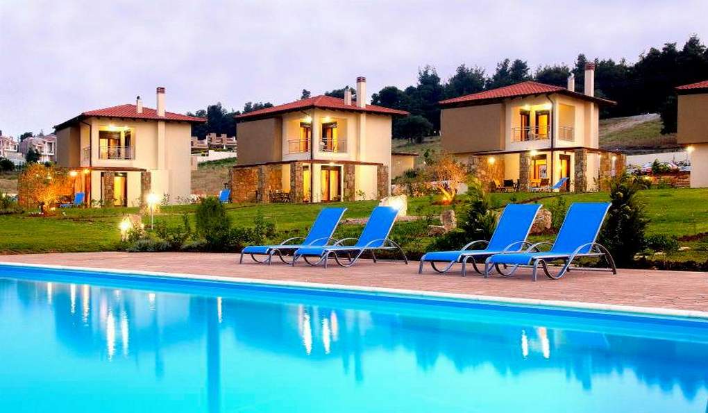 Polyastron Place Hotel