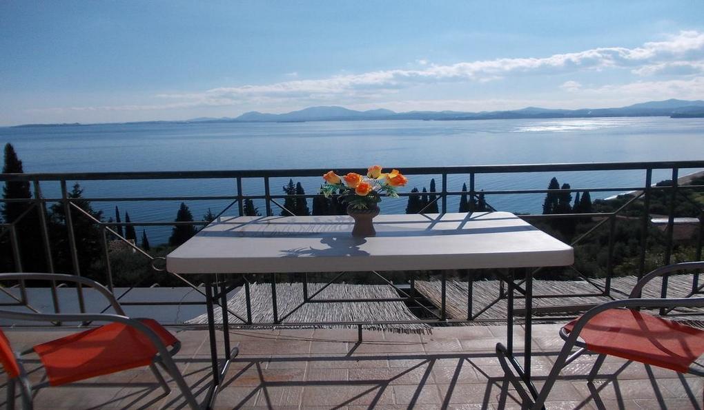 Sarakinos Apartments