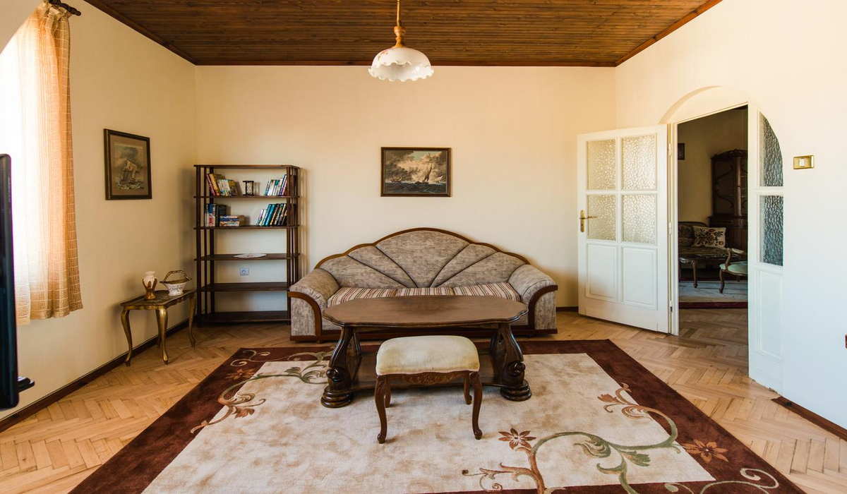 Varna Main Street Classic Apartment фото 1