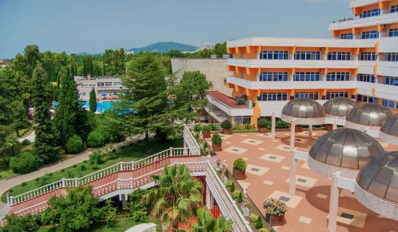 Адлер в июле: пьянящее лето в Краснодарском крае