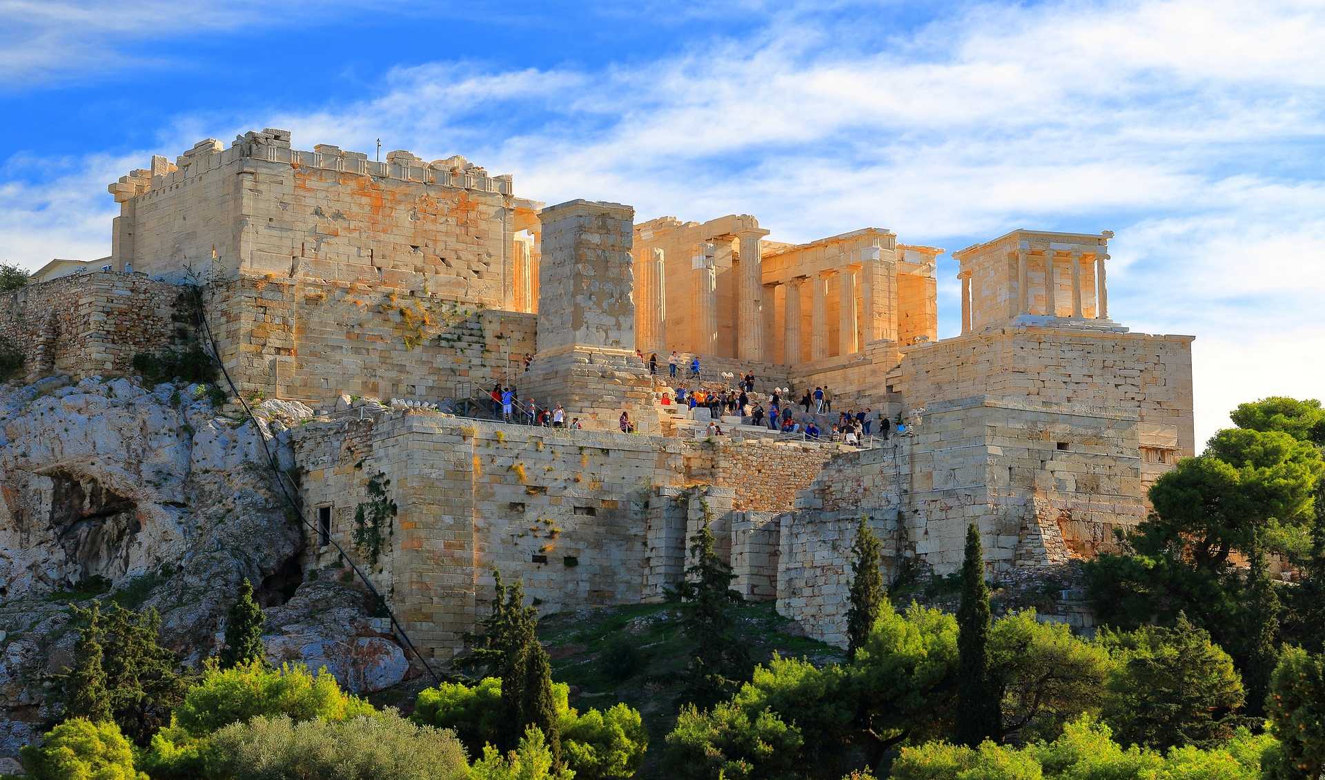 Афины в мае: сказочный отпуск в весенней Греции