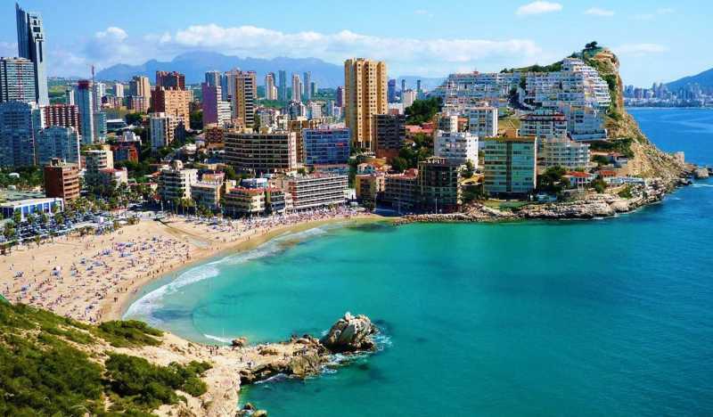 Аликанте в октябре: город летнего настроения