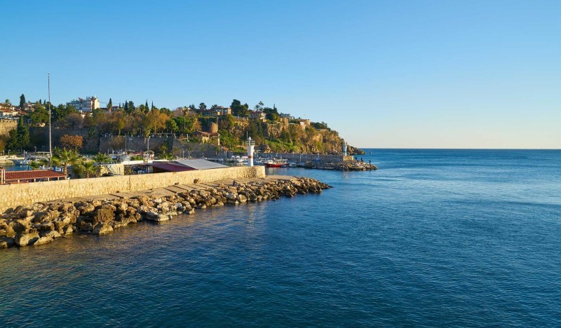 Анталья в июне: жаркое солнце и теплое море