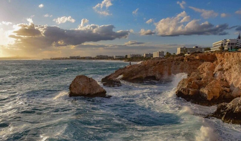 Айя-Напа в ноябре: осень со вкусом мандаринов