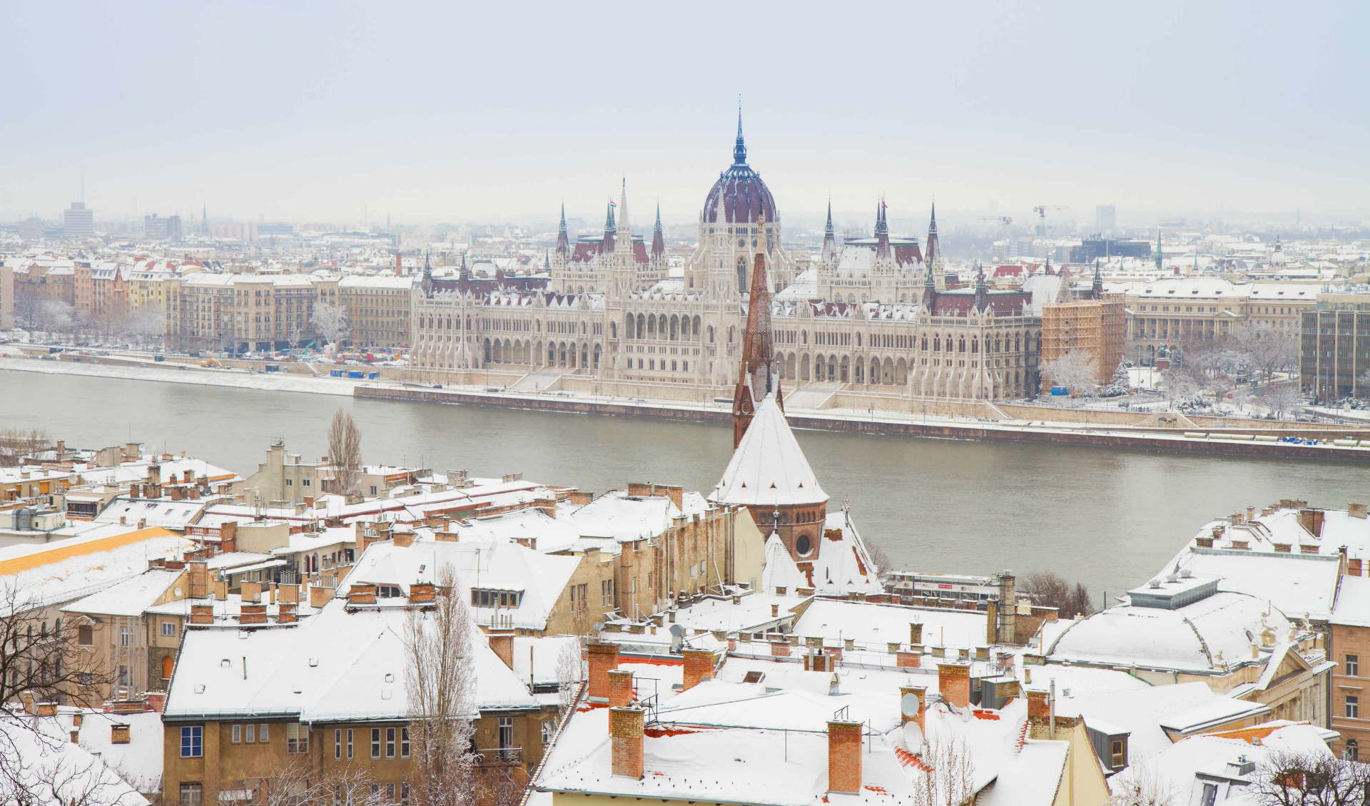 Будапешт в феврале: сказочный город в легкой дымке