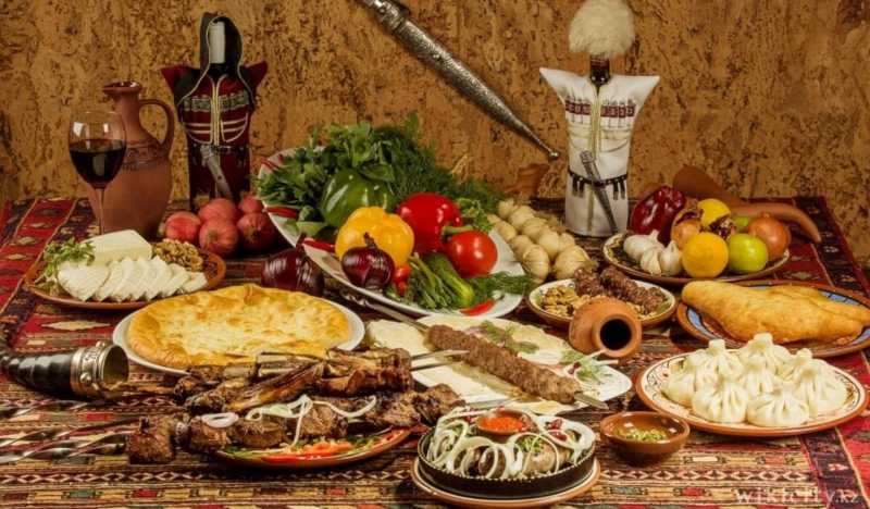 Что попробовать в Тбилиси: грузинские традиционные блюда и стоимость продуктов