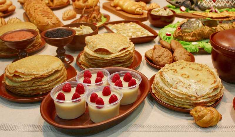 Еда в Санкт-Петербурге: что попробовать и сколько стоит