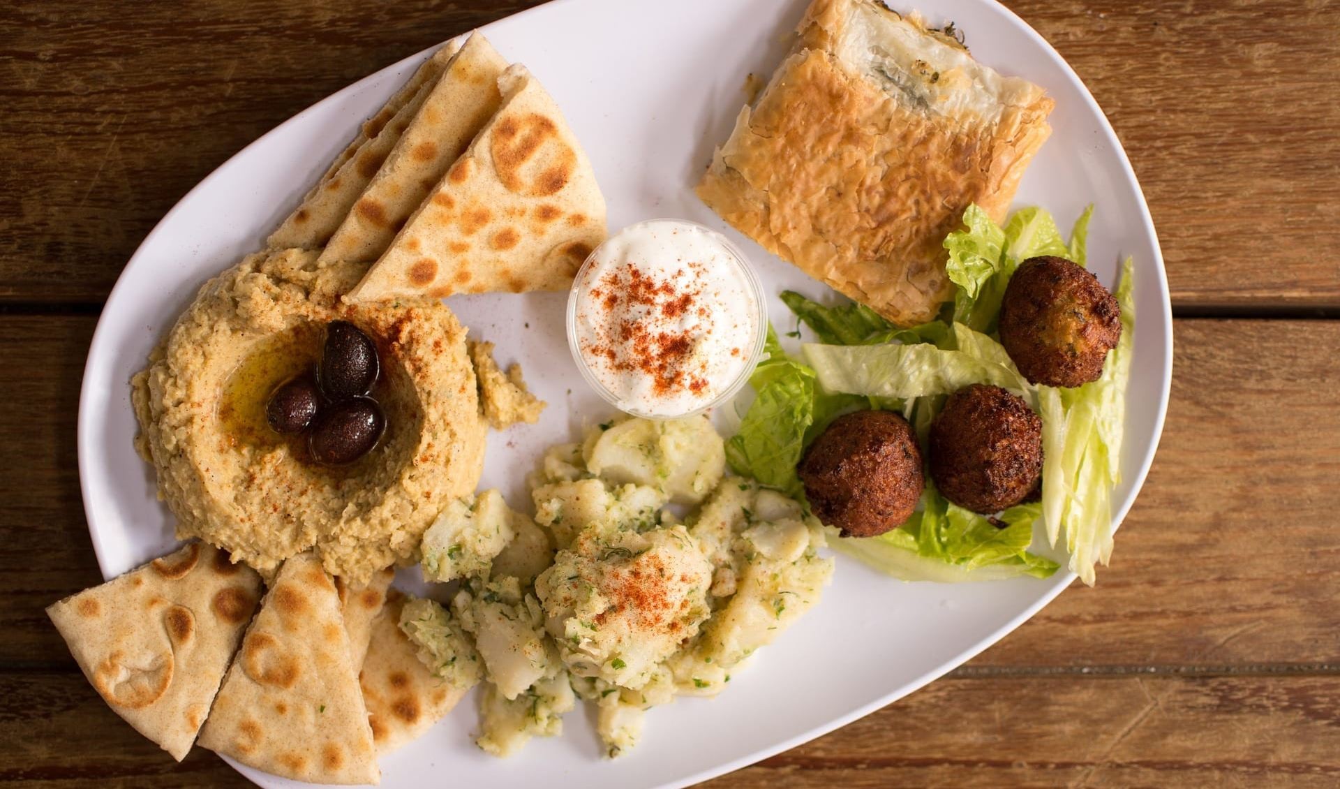Что попробовать в Шардже: лучшие арабские блюда и их стоимость