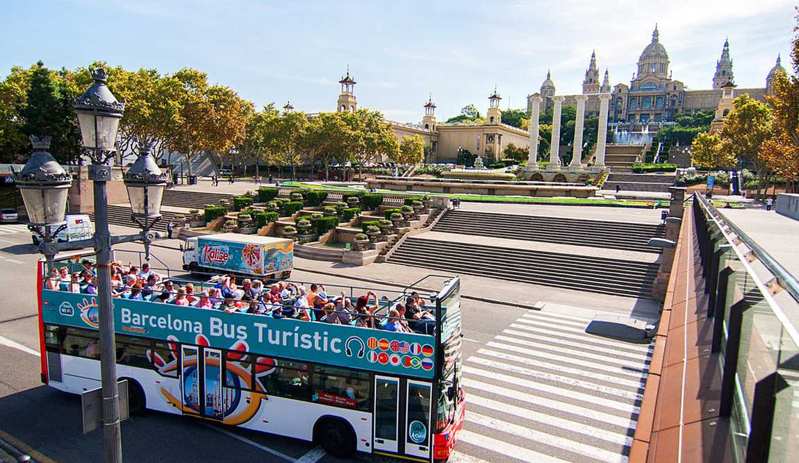 barcelona tourist cards: saving time and money photo 1