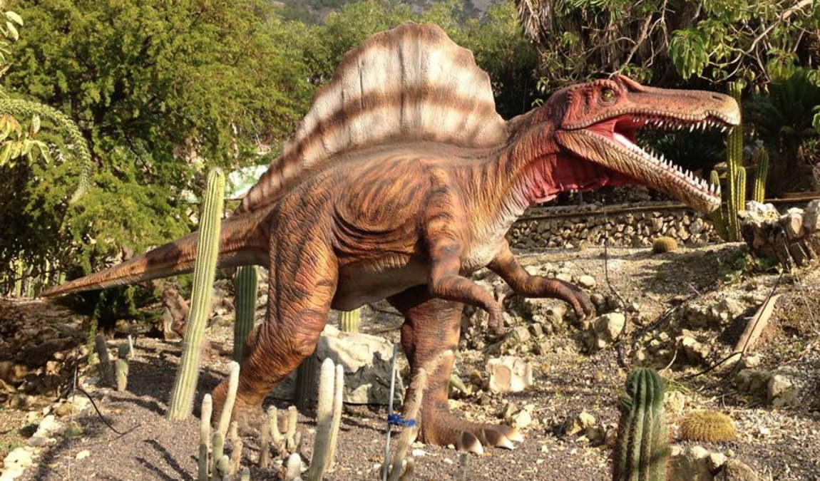 Активный отдых в Аликанте в октябре: парк динозавров Algar