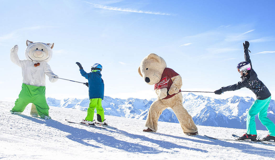 австрия в январе: тишина в музеях, веселье в горах фото 3