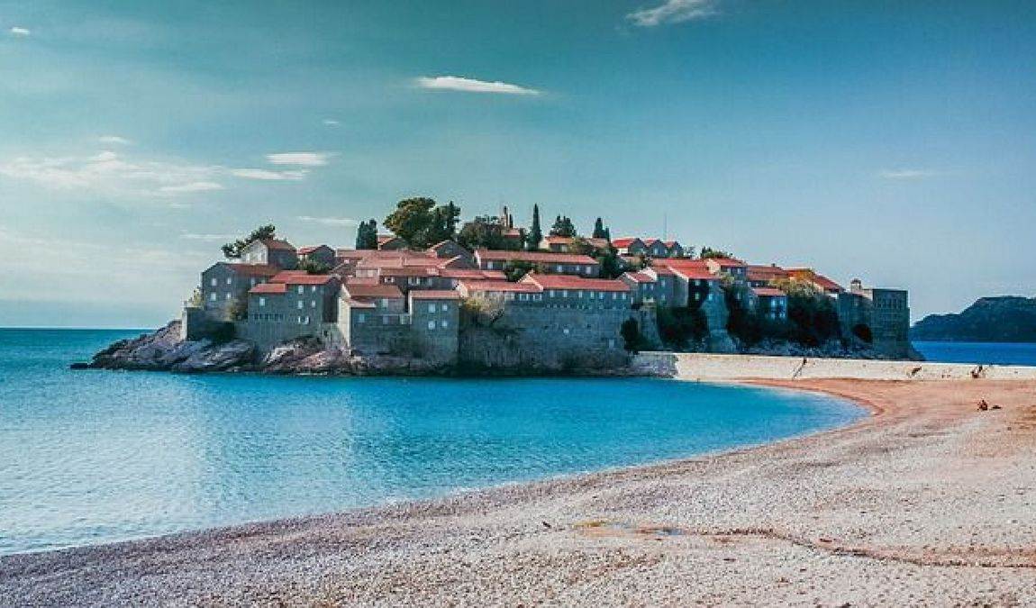 Черногория в августе: отдых и погода в Черногории