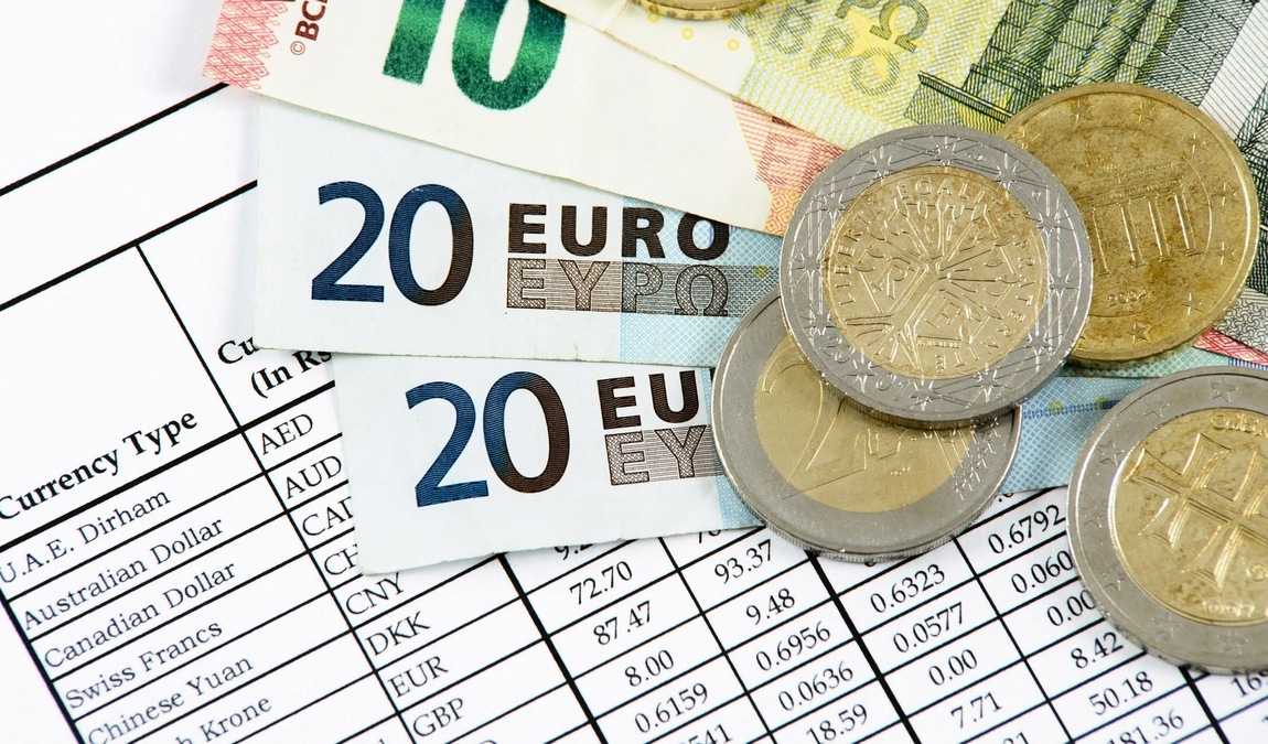 Какую валюту лучше брать в Словакию