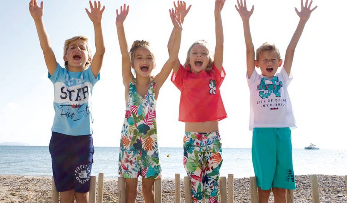 Брендовая одежда для детей из Афин