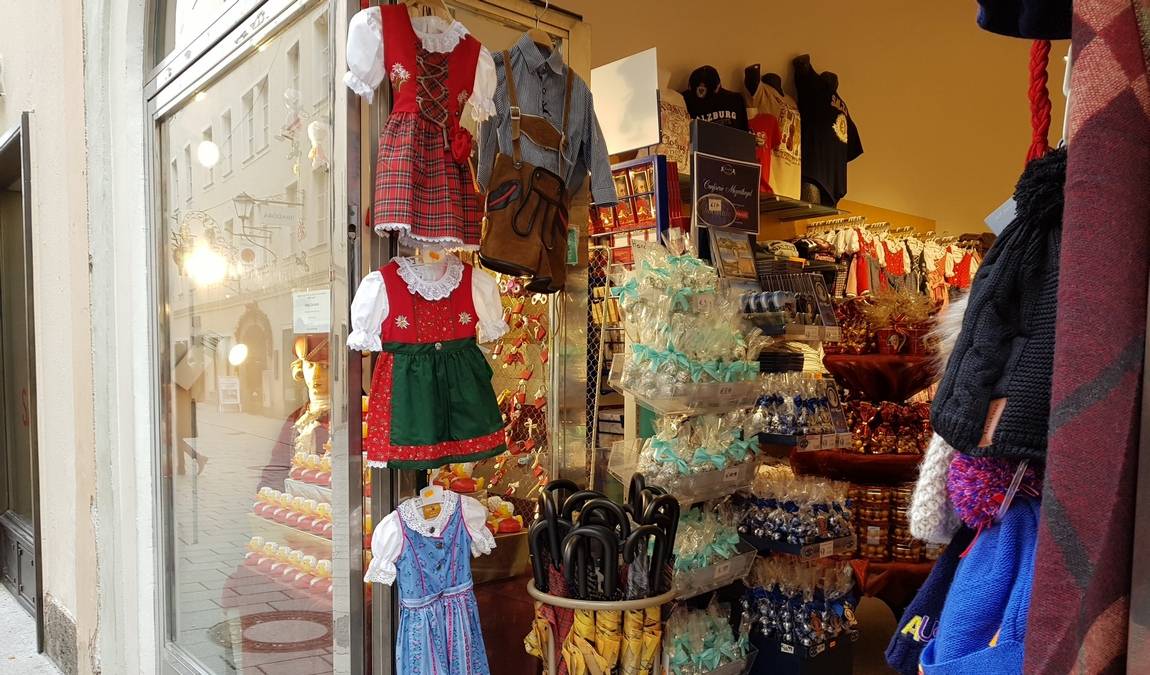 what to buy in salzburg: 17 ideas of souvenirs and gifts photo 3
